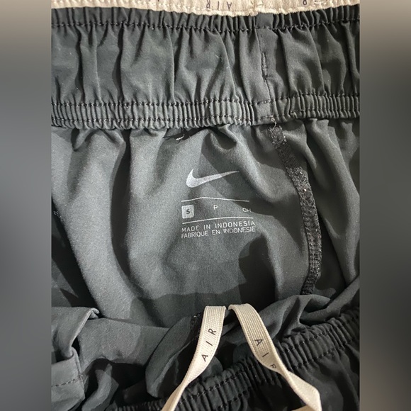 Nike pants - Picture 2 of 3